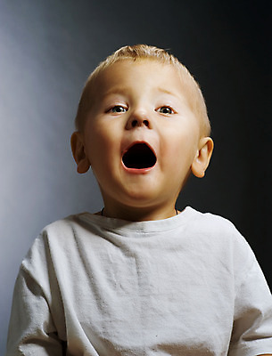 포토 JPG 해외이미지 백인 1 응시 교육 남자 행복 감정 얼굴 어린이 백그라운드 컨셉 노래 놀이 한명 웃음 소년 금발 머리 검은색 기쁨 회색 흰색 아기 치아 작음 연도 피부 만족 냅킨 기저귀 걸음마 해외202004 해외포토 서양인 헤어스타일 시선 음악 컬러 모션 표정 사람 신체부위 아기용품 소화기관 크기 파일형식