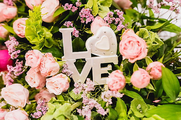 포토 JPG 해외이미지 모양 디자인 꽃 행복 분홍색 결혼 백그라운드 컨셉 텍스트 자연 탁자 결혼식 추상 휴가 발렌타인데이 선물 사랑 사람없음 목재 장식 빨간색 초록색 단어 봄 낭만 수확 흰색 하트 축하 신용카드 메시지 편지 심볼 오브젝트 사인 질감 복고 초대 옛날 핸드메이드 해외202004 해외포토 나무 식물 문자 계절 감정 컬러 가구 무늬 농업 재료 데이이벤트 이벤트 금융 생태계 파일형식