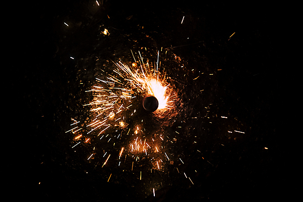 포토 JPG 해외이미지 기념일 백그라운드 크리스마스 하늘 휴가 불꽃 새해 기념 폭죽 풍경 이벤트 사람없음 빛 컬러풀 파티 축제 로켓 축하 업무 바퀴 생일 야간 저녁 회전 쇼 경례 회전목마 파열 독립 독립기념일 부다페스트 해외202004 해외포토 자연요소 컬러 컨셉 불 인사 작업 놀이기구 헝가리 파일형식