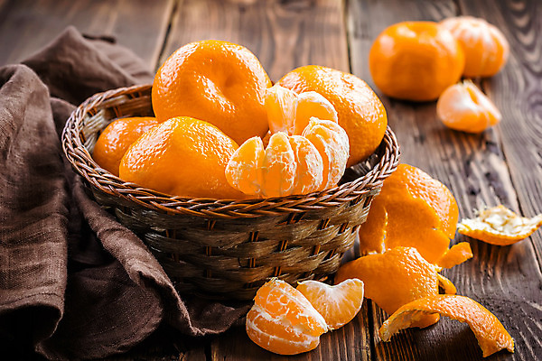 포토 JPG 해외이미지 음식 조각 백그라운드 다이어트 오렌지 과일 부분 자연 탁자 디저트 귤 건강 사람없음 목재 갈색 노란색 쌓기 바구니 어둠 껍질 흰색 신선 원형 그룹 달콤 맛 자르기 먹기 묘사 오브젝트 싱글 상쾌 유기농 비타민 흙더미 내추럴 숙성 이국적 채식주의자 비건 해외202004 해외포토 도형 나무 웰빙 감정 컬러 가구 컨셉 재료 모션 흙 생태계 채식 영양소 파일형식 더미