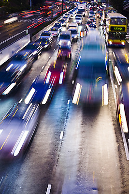 포토 JPG 해외이미지 도로 길 선 백그라운드 교통시설 모션 자동차 추상 전등 거리 사람없음 빨간색 파란색 도시풍경 검은색 어둠 황혼 운전 차도 에너지 분노 긴급 도시 시간 고속도로 야간 사인 속도 꼬리 빛망울 블러 제어 줄서기 한계 많음 해외202004 해외포토 자연요소 감정 육상교통 컬러 교통 컨셉 무늬 조명 풍경 빛 일몰 시설 파일형식