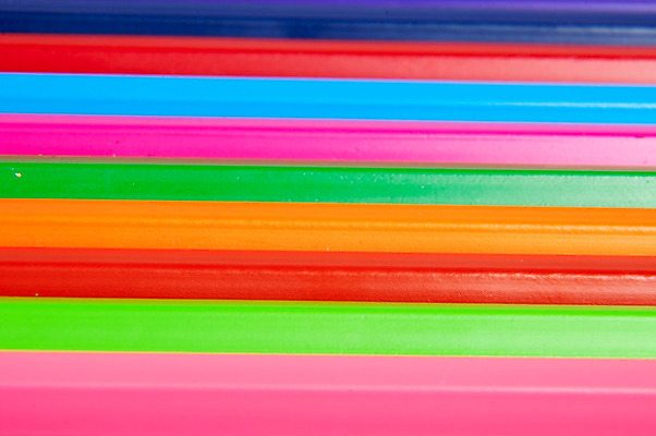 포토 JPG 해외이미지 분홍색 백그라운드 색연필 미술 사람없음 목재 빨간색 초록색 파란색 컬러풀 갈색 노란색 보라색 오브젝트 날카로움 스펙트럼 해외202004 해외포토 나무 컬러 재료 문화예술 학용품 파일형식