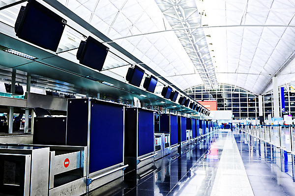 포토 JPG 해외이미지 여행 교통시설 비행기 엑스레이 경비 안전 사람없음 파란색 컴퓨터 금속 모니터 기계 장비 짐 광선 기구 닫기 역 보호 공항 위험 계산대 검색 출발 싱글 예방 보안 지역 시스템 점검 수하물 스캐너 제어 터미널 테러리스트 해외202004 해외포토 컬러 교통 컨셉 의학 항공교통 모션 재질 대중교통 전자제품 범죄인 시설 테러 파일형식