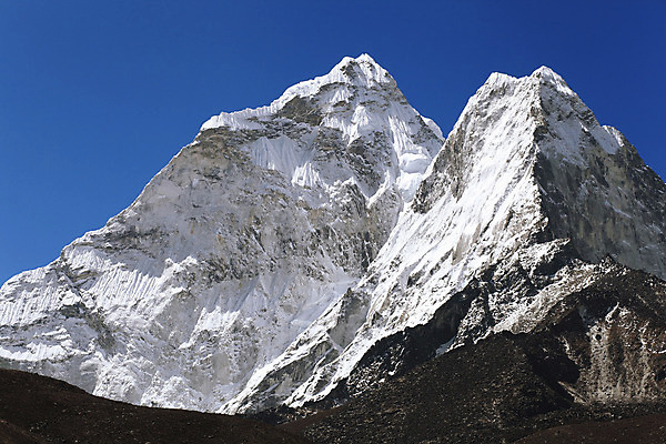 포토 JPG 해외이미지 구름 계절 실루엣 여행 겨울 자연 하늘 추상 산 파노라마 풍경 경사 사람없음 야외 파란색 빛 환경 얼음 하이킹 추위 흰색 정상 언덕 휴양지 산등성이 빙하 서리 오르기 알프스 내추럴 웅장함 절정 해외202004 해외포토 자연요소 유럽 컬러 무늬 모션 레저 촬영기법 장소 생태계 파일형식