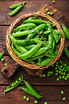 포토 JPG 해외이미지 실내 사람없음 바구니 담기 완두콩 해외202004 해외포토 모션 콩 내부 파일형식