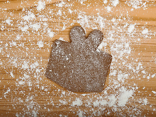 포토 JPG 해외이미지 모양 전통 계절 문화 음식 크리스마스 겨울 재료 탁자 디저트 사탕 선물 요리 사람없음 목재 장식 갈색 쿠키 축제 빵집 흰색 축하 달콤 설탕 굽기 준비 날것 반죽 만들기 밀가루 해외202004 해외포토 나무 기념일 컬러 가구 컨셉 모션 상점 맛 가루 구이 파일형식