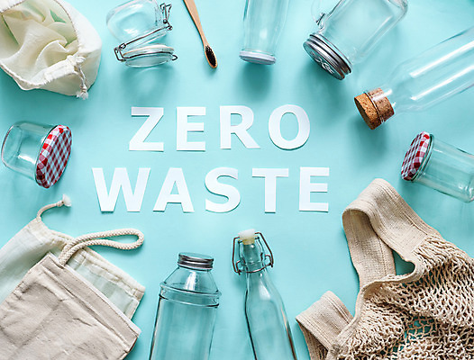 포토 JPG 해외이미지 종이 가방 텍스트 유리 유리병 사람없음 자연보호 재활용 칫솔 에코 파란배경 제로웨이스트 해외202004 해외포토 잡화 백그라운드 자연 재질 병_용기 파란색 위생용품 환경 그린캠페인 보호 사회이슈 친환경 파일형식