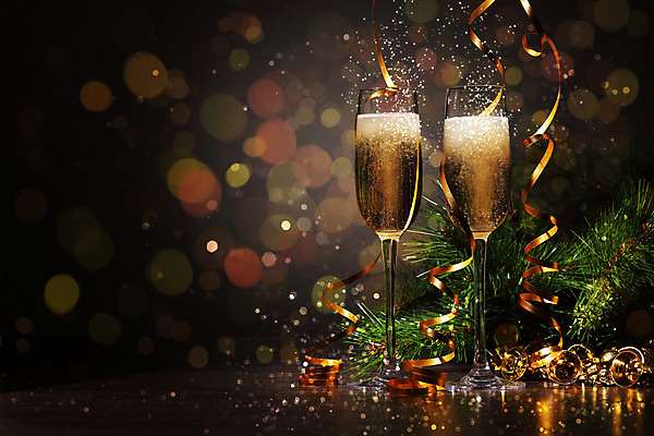 포토 JPG 해외이미지 디자인 기념일 행복 리본 음료 백그라운드 크리스마스 겨울 검은배경 새로움 기념 선물 사랑 사람없음 빛 상자 파티 축제 낭만 축하 알코올 샴페인 샴페인잔 해외202004 해외포토 계절 감정 컨셉 술잔 주류 이벤트 검은색 파일형식