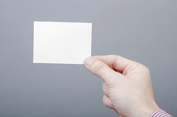 포토 JPG 해외이미지 직업 손 디자인 남자 종이 백그라운드 비즈니스 사업가 텍스트 통신 손가락 성공 사람 성인 사람없음 사무실 우주 쪽지 공백 엄지손가락 흰색 인사 잡기 업무 비즈니스맨 신용카드 메시지 사인 주기 질감 문서 신분 방문 보여주기 시트 고립 마케팅 해외202004 해외포토 컬러 컨셉 모션 신체부위 금융 예절 작업 직장인 파일형식