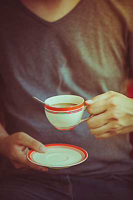 포토 JPG 해외이미지 라이프스타일 남자 커피 음료 백그라운드 아침 추상 휴가 휴식 성인 취미 사람없음 상점 카페 에너지 수확 잡기 왼쪽 상쾌 긍정 주말 리빙 단절 소셜네트워크 필터 힙스터 효과 해외202004 해외포토 주간 패션 감정 컨셉 무늬 농업 모션 사람 생활 방향 파일형식