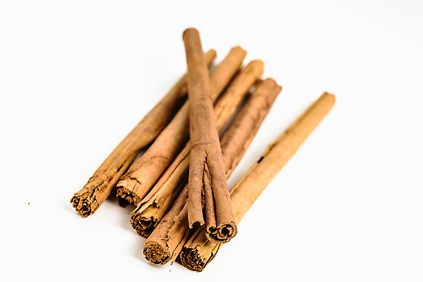 포토 JPG 해외이미지 음료 음식 백그라운드 재료 디저트 건조 요리 사람없음 장식 갈색 주방 흰색 조미료 막대기 달콤 향신료 오브젝트 고립 시나몬 해외202004 해외포토 컬러 맛 향미료 파일형식