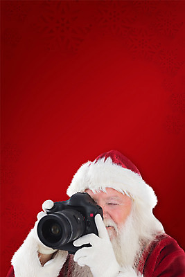 포토 JPG 해외이미지 노년 남자 크리스마스 한명 들기 상반신 앞모습 빨간색 산타클로스 사진촬영 디지털카메라 노인남자한명만 해외202004 해외포토 1 기념일 뷰포인트 컬러 모션 사람 성인 카메라 촬영 남자한명만 노인남자만 파일형식