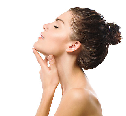 포토 JPG 해외이미지 백인 모델 손 여자 얼굴 백그라운드 갈색머리 건강 한명 옆모습 10대 파란색 청춘 머리 유행 상점 스파 터치 흰색 신선 씻기 피부 순수 어깨 만족 흰배경 스킨케어 내추럴 고립 돌봄 완벽 의료성형뷰티 성인여자만 해외202004 해외포토 서양인 1 헤어스타일 감정 뷰포인트 컬러 컨셉 모션 청소년 사람 신체부위 뷰티 청결 여자만 성인만 파일형식