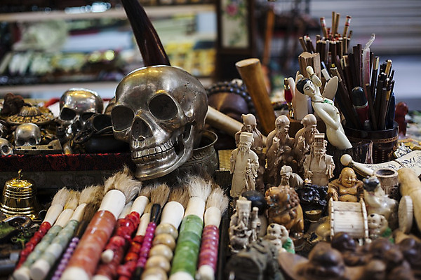 포토 JPG 해외이미지 전통 디자인 아시아 문화 백그라운드 크리스마스 패턴 추상 골격 미술 동양인 사람없음 장식 쇼핑 세트 컬러풀 유행 세일 상점 중국 수확 골동품 시장 폐기물 컨테이너 기념품 청동 매립 민화 백자 옛날 핸드메이드 많음 해외202004 해외포토 기념일 나라 산업 컬러 컨셉 무늬 농업 문화예술 인종 도자기 쓰레기 오브젝트 그림 파일형식