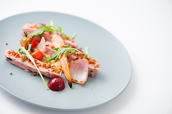 포토 JPG 해외이미지 음식 백그라운드 채소 재료 오리 기술 건강 요리 사람없음 주방 식당 요리사 식사 저녁식사 신선 고급 맛 가슴 굽기 먹기 허브 레시피 점심식사 스타일 맛있는 해외202004 해외포토 식물 직업 컨셉 모션 조류 신체부위 상점 구이 파일형식