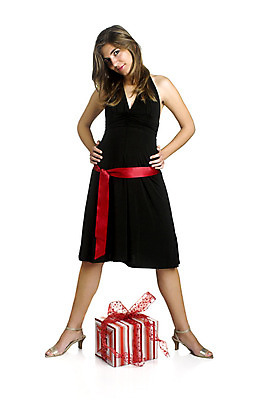 포토 JPG 해외이미지 모델 응시 옷 계절 여자 행복 포즈 크리스마스 신체 발렌타인데이 선물 한명 사람 유행 축제 놀람 기쁨 흰색 축하 화려 12월 주기 기회 구식 해외202004 관능적 해외포토 1 시선 기념일 감정 컬러 컨셉 모션 데이이벤트 표정 날짜 파일형식