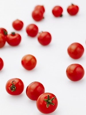 포토 JPG 스튜디오촬영 식물 음식 컬러 토마토 방울토마토 실내 근접촬영 사람없음 빨간색 세로 여러개 국내포토 뷰포인트 다수 채소 내부 파일형식