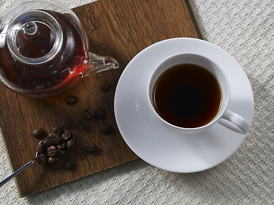 포토 JPG 스튜디오촬영 커피 음료 음식 주전자 쟁반 실내 사람없음 하이앵글 숟가락 원두 커피잔 찻잔 티스푼 찻주전자 원두커피 유리주전자 국내포토 뷰포인트 유리 주방용품 잔 수저 내부 파일형식