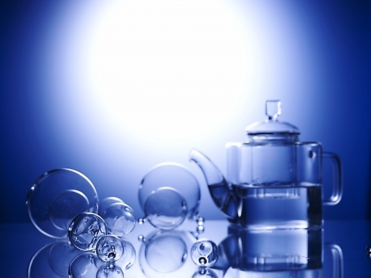 포토 JPG 스튜디오촬영 식기 생활용품 주방용품 조명 실내 사람없음 가로 빛 반사 찻주전자 오브젝트 유리주전자 국내포토 유리 주전자 내부 파일형식