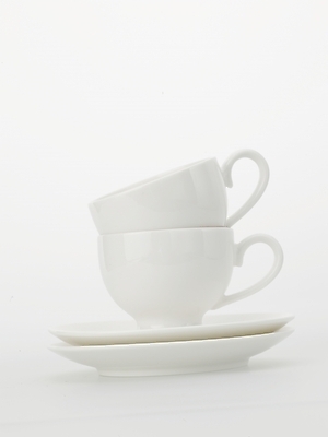 포토 JPG 스튜디오촬영 식기 생활용품 주방용품 실내 누끼 근접촬영 사람없음 세로 인테리어 흰색 커피잔 찻잔 컵받침 국내포토 디자인 커피 뷰포인트 컬러 잔 내부 받침대 오브젝트 파일형식