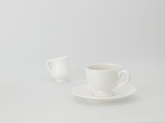 포토 JPG 스튜디오촬영 식기 생활용품 주방용품 실내 누끼 사람없음 가로 인테리어 흰색 커피잔 찻잔 컵받침 크리머 국내포토 디자인 커피 컬러 잔 내부 받침대 오브젝트 파일형식