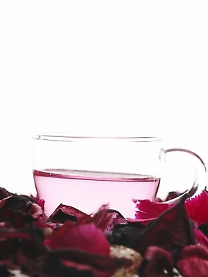 포토 JPG 스튜디오촬영 꽃잎 꽃 음료 음식 잔 실내 근접촬영 사람없음 장미 보라색 차 다기 장미차 국내포토 식물 식기 뷰포인트 컬러 내부 다도 꽃차 파일형식