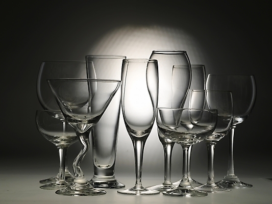 포토 JPG 스튜디오촬영 식기 생활용품 와인잔 주방용품 잔 실내 사람없음 가로 반사 국내포토 술잔 내부 오브젝트 파일형식