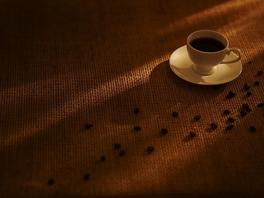 포토 JPG 스튜디오촬영 커피 음료 음식 바닥 실내 그림자 사람없음 하이앵글 원두 커피잔 찻잔 원두커피 국내포토 뷰포인트 잔 내부 파일형식