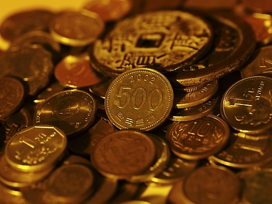 포토 JPG 스튜디오촬영 돈 실내 근접촬영 사람없음 가로 금융 경제 동전 오브젝트 외화 엽전 국내포토 뷰포인트 내부 재산 파일형식