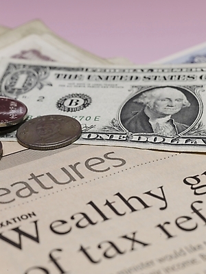 포토 JPG 스튜디오촬영 지폐 돈 실내 근접촬영 사람없음 금융 경제 동전 신문 오브젝트 외화 국내포토 뷰포인트 내부 간행물 뉴스 재산 파일형식