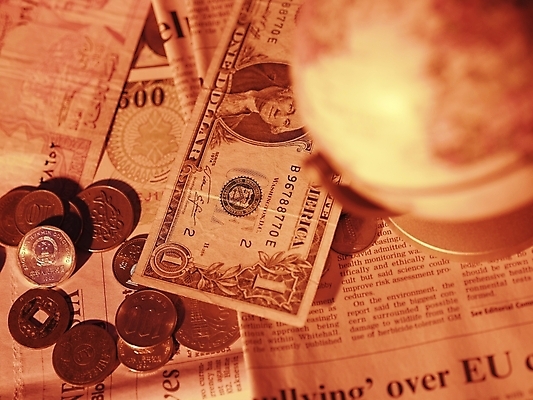 포토 JPG 스튜디오촬영 지폐 돈 실내 근접촬영 사람없음 가로 금융 경제 하이앵글 지구본 동전 신문 오브젝트 외화 국내포토 뷰포인트 내부 간행물 뉴스 재산 파일형식