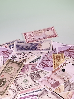 포토 JPG 스튜디오촬영 지폐 돈 실내 근접촬영 사람없음 세로 금융 경제 달러 다양 만원 오브젝트 통화 여러장 천원 오천원 국내포토 뷰포인트 다수 모션 내부 재산 파일형식