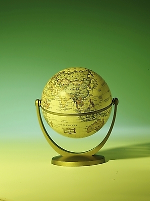 포토 JPG 스튜디오촬영 나라 외국문화 세계지도 지도 실내 그림자 사람없음 가로 지구본 국내포토 문화 내부 세계 파일형식