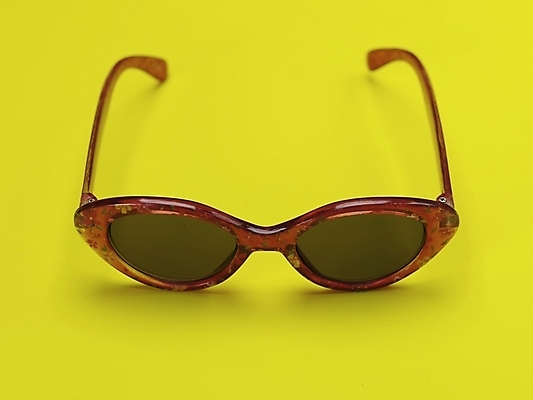 포토 JPG 스튜디오촬영 잡화 실내 누끼 근접촬영 사람없음 가로 선글라스 노란색 국내포토 안경 뷰포인트 컬러 내부 파일형식