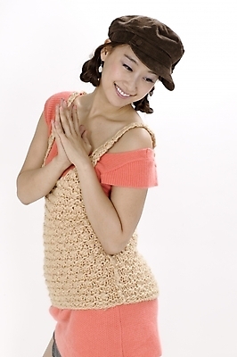 포토 JPG 스튜디오촬영 모델 모자 원피스 여자 포즈 모션 양갈래머리 입모양 땋은머리 실내 표정 한명 서기 미소 사람 손짓 상반신 20대 성인 옆모습 귀여움 한국인 즐거움 니트 손모으기 묶은머리 여자만 여자한명만 성인여자만 청년만 청년여자만 성인한명만 청년여자한명만 성인여자한명만 성인만 국내포토 모양 1 헤어스타일 잡화 옷 감정 뷰포인트 컨셉 상의 동양인 청년 내부 입 파일형식