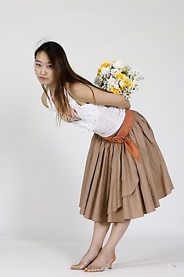 포토 JPG 스튜디오촬영 전신 모델 직업 긴머리 여자 꽃 행복 구두 꽃다발 프로포즈 모션 생머리 실내 허리숙이기 한명 서기 들기 사람 손짓 20대 성인 옆모습 치마 장미 한국인 벨트 뒷짐 란제리룩 여자만 여자한명만 성인여자만 청년만 청년여자만 성인한명만 청년여자한명만 성인여자한명만 성인만 국내포토 식물 1 헤어스타일 잡화 옷 감정 뷰포인트 신발 하의 숙이기 동양인 청년 내부 파일형식