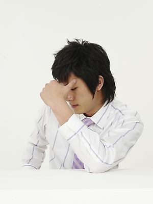 포토 JPG 스튜디오촬영 남자 생각 비즈니스 실내 표정 한명 누끼 사람 상반신 20대 성인 세로 한국인 직장인 비즈니스맨 고민 남자만 남자한명만 성인남자만 청년만 청년남자만 청년남자한명만 성인한명만 성인남자한명만 성인만 국내포토 직업 1 감정 동양인 청년 내부 파일형식