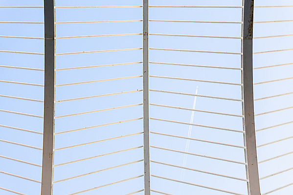 포토 JPG 해외이미지 구름 선 여행 백그라운드 컨셉 비즈니스 교통시설 자국 하늘 휴가 비행기 사람없음 파란색 빛 햇빛 산책로 흰색 물방울 개울 떨어짐 방향 고도 속도 상업 제트기 대패 무료 방법 자취 해외202004 해외포토 자연요소 길 컬러 교통 항공교통 대중교통 강 태양 시설 파일형식