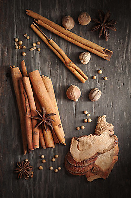 포토 JPG 해외이미지 음식 백그라운드 재료 탁자 건조 요리 사람없음 장식 갈색 주방 조미료 향신료 향 시나몬 해외202004 해외포토 컬러 가구 향미료 파일형식