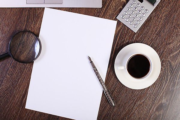 포토 JPG 해외이미지 직업 손 남자 종이 컨셉 회사 비즈니스 통계 유리 탁자 성공 그래프 직장 사람 사람없음 금융 경제 사무실 숫자 펜 볼펜 공책 자료 계산기 정보 성장 키보드 잡기 업무 시장 확대 계획 주식 가격 오브젝트 사인 보고서 문서 투자 회계 공급 해외202004 해외포토 문자 가구 모션 재질 문구용품 신체부위 필기구 장비 작업 파일형식