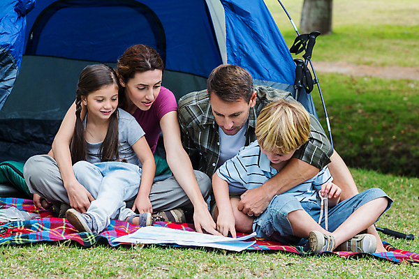 포토 JPG 해외이미지 나무 백인 라이프스타일 여자 남자 딸 행복 아들 어린이 가족 자연 엄마 휴가 함께함 텐트 사랑 앉기 소년 잔디 여러명 성인 야외 초록색 30대 부모 봄 캠핑 시골 아빠 캠핑장 해외202004 해외포토 서양인 식물 계절 감정 컬러 다수 컨셉 관계 모션 레저 캠핑도구 사람 생활 장년 생태계 파일형식