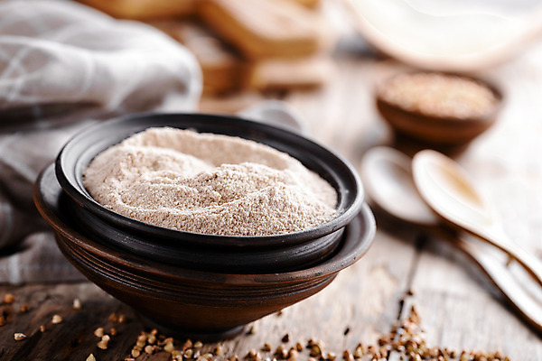 포토 JPG 해외이미지 음식 재료 탁자 건조 요리 사람없음 목재 갈색 주방 숟가락 기구 사발 가루 준비 유기농 날것 반죽 밀가루 해외202004 해외포토 나무 웰빙 컬러 가구 수저 사기그릇 파일형식