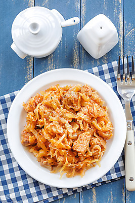 포토 JPG 해외이미지 접시 음식 돼지고기 사람없음 양배추 해외202004 해외포토 식기 채소 육류 파일형식