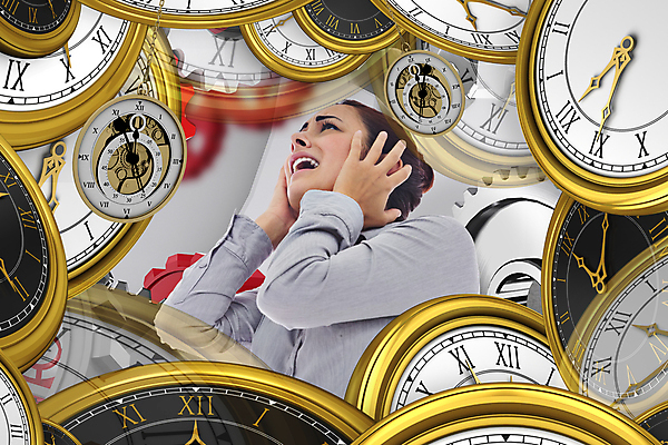 포토 JPG 해외이미지 여자 산업 시계 백그라운드 비즈니스 스트레스 갈색머리 한명 20대 성인 빨간색 기계 회색 올려보기 시간 비즈니스우먼 좌절 톱니바퀴 카운트다운 스타일 성인여자한명만 해외202004 해외포토 1 헤어스타일 감정 컬러 컨셉 모션 사람 청년 직장인 여자한명만 성인여자만 파일형식