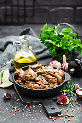 포토 JPG 해외이미지 전통 접시 음식 조각 백그라운드 다이어트 부분 양파 육류 돼지고기 요리 사람없음 갈색 식사 저녁식사 치킨 소고기 튀김 신선 맛 그릴 굽기 먹기 준비 유기농 간 양고기 칠면조 점심식사 단백질 삶기 식용 맛있는 해외202004 해외포토 식기 웰빙 컬러 컨셉 채소 식재료 모션 조류 주방용품 건강 장기_의학 구이 닭고기요리 영양소 파일형식