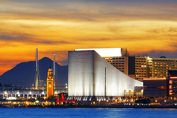 포토 JPG 해외이미지 구름 전통 외관 실루엣 아시아 바다 여행 오렌지 비즈니스 건축양식 하늘 항해 사람없음 물 금융 빛 도시풍경 글로벌 태양 반사 탑 항구 고층빌딩 중국 황혼 일몰 새벽 도시 만 야간 함선 장면 지역 홍콩 스카이라인 빛망울 해외202004 해외포토 자연요소 건축물 건축 나라 배_교통 과일 교통시설 촬영기법 풍경 빌딩 경제 노을 파일형식