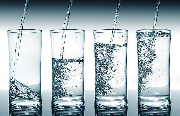 포토 JPG 해외이미지 안경 물결 음료 파도 백그라운드 이동 컨셉 유리 표면 추상 사람없음 물 얼음 거품 흐름 마시기 흰색 신선 투명 액체 그룹 떨어짐 분무기 모음 내추럴 스플래쉬 해외202004 채우기 얼림 해외포토 자연요소 잡화 바다 컬러 무늬 모션 재질 한글 파일형식