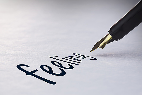 포토 JPG 해외이미지 감정 종이 텍스트 사람없음 단어 만년필 기록 페이지 유행어 해외202004 해외포토 문자 펜 유행 파일형식