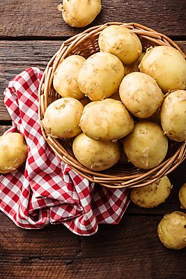 포토 JPG 해외이미지 음식 백그라운드 채소 탁자 감자 요리 사람없음 목재 농장 갈색 노란색 쌓기 바구니 우주 주방 수확 껍질 시골 신선 정상 유기농 날것 뿌리 흙더미 내추럴 생식 채식주의자 많음 해외202004 해외포토 나무 웰빙 컬러 가구 컨셉 농업 재료 모션 흙 채식 파일형식 더미