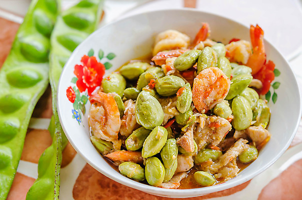 포토 JPG 해외이미지 전통 접시 문화 음식 태국 고추 새우 건강 요리 동양인 사람없음 빨간색 초록색 노란색 식사 저녁식사 튀김 흰색 신선 사발 맛 해산물 매움 후추 점심식사 스페인어 해외202004 해외포토 식기 아시아 컬러 컨셉 채소 갑각류 인종 사기그릇 향신료 파일형식